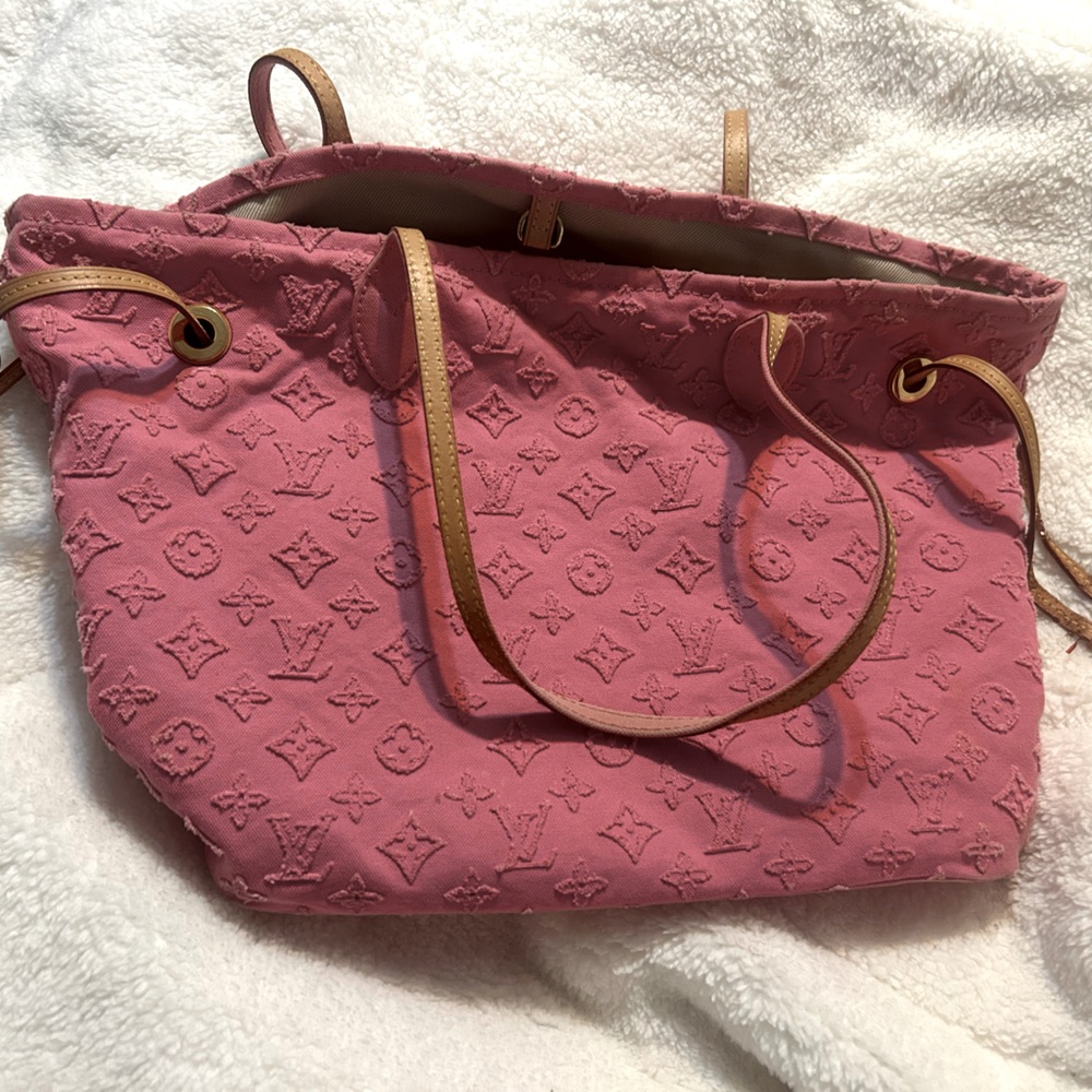 Pink Denim Louis Vuitton Appliqué Neverfull MM